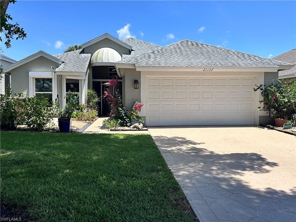21137 Butchers Holler ESTERO, FL 33928