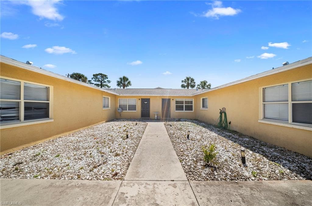 13401 pine needle LN FORT MYERS, FL 33908
