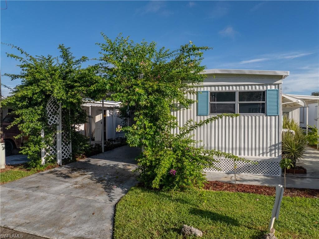 2012 S Olga DR 28 FORT MYERS, FL 33905