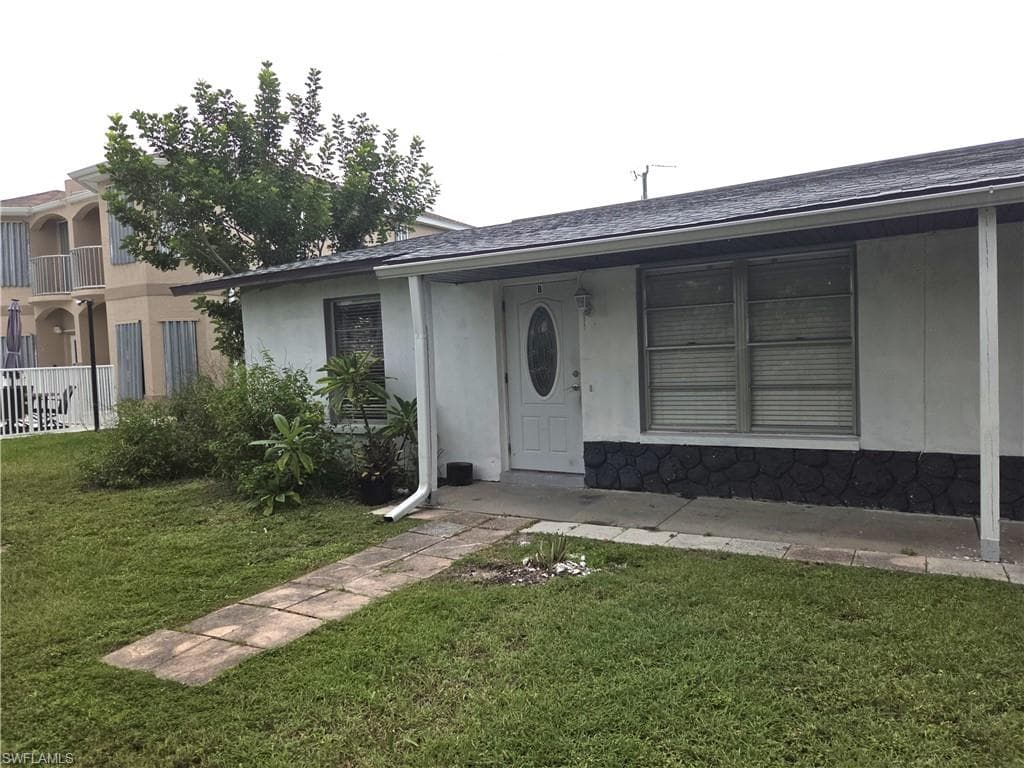 1213 SW 48th TER B CAPE CORAL, FL 33914