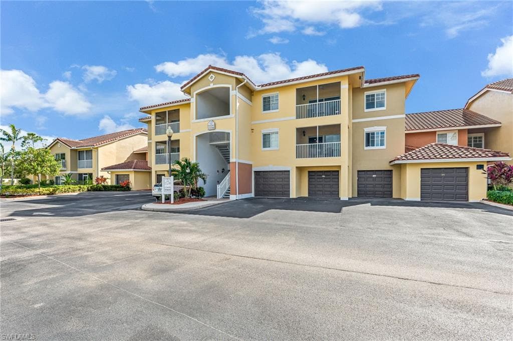 13180 Bella Casa CIR 379 FORT MYERS, FL 33966