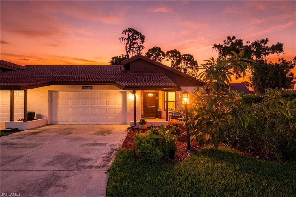 13009 Tall Pine CIR FORT MYERS, FL 33907