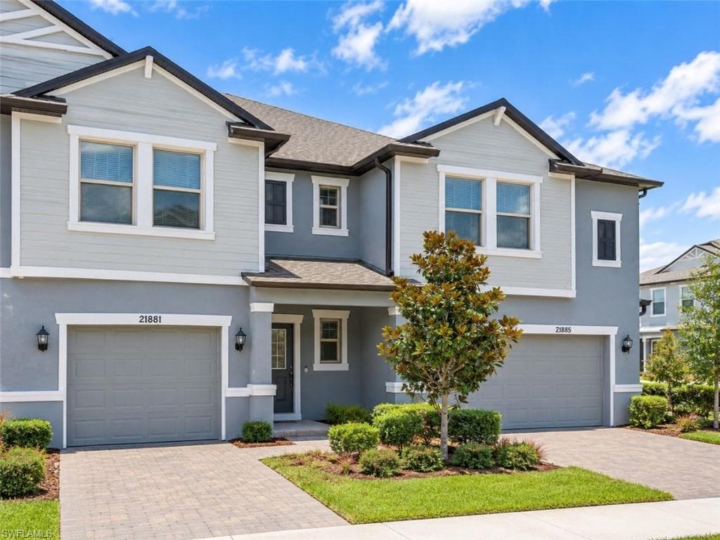 21881 LYONIA LN LAND O LAKES, FL 34637
