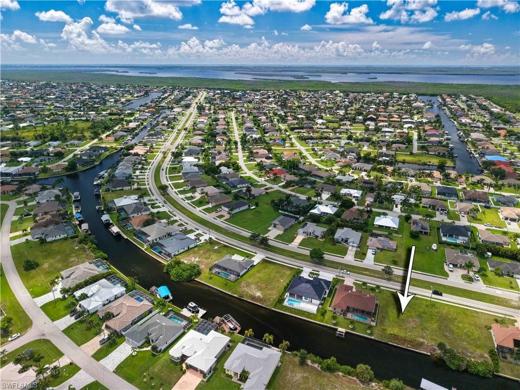 2517 Surfside BLVD CAPE CORAL, FL 33914