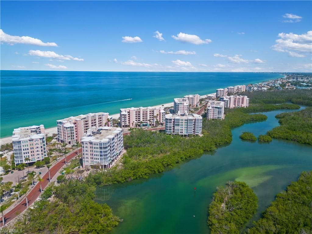 267 Barefoot Beach BLVD 204 BONITA SPRINGS, FL 34134