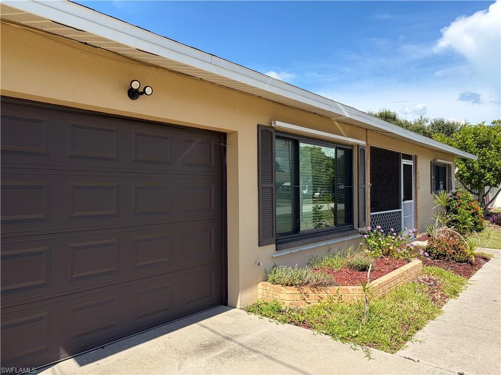 1713 NE 6th TER CAPE CORAL, FL 33909