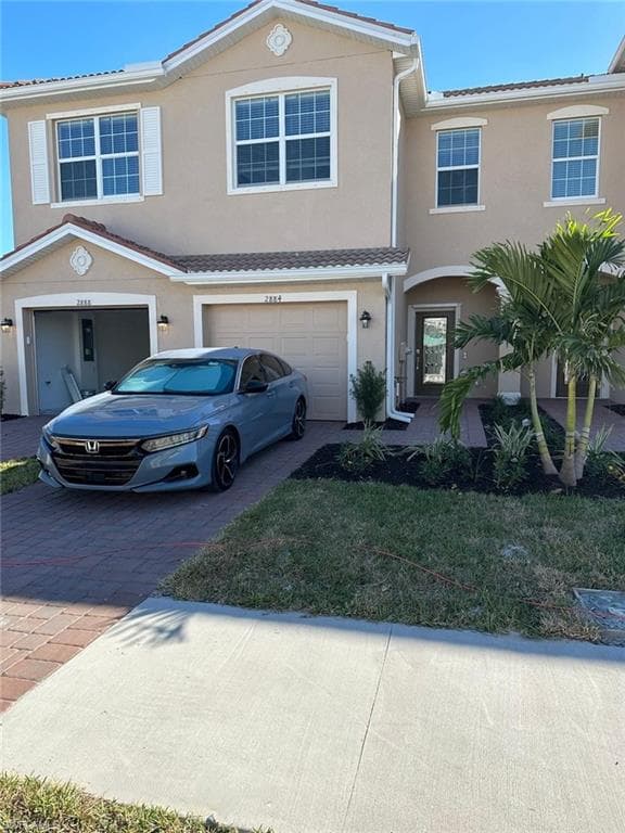 2884 Citrus ST NAPLES, FL 34120