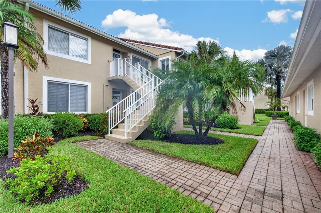 2345 Magnolia Lane NAPLES, FL 34112
