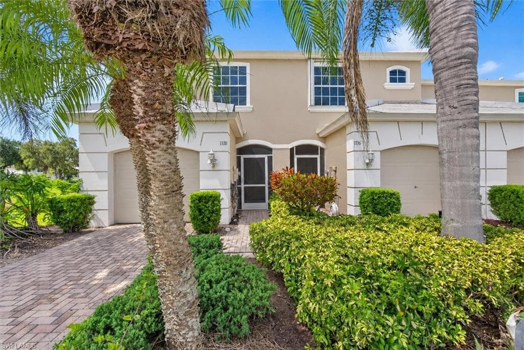 1338 Weeping Willow CT CAPE CORAL, FL 33909