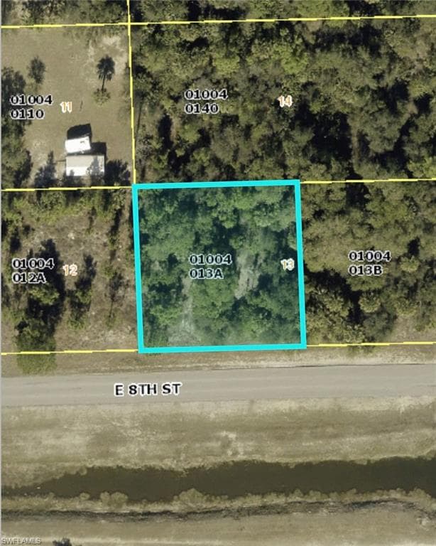 305 E 8th ST LEHIGH ACRES, FL 33972