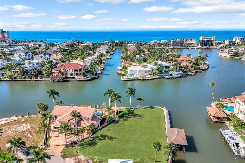 357 Germain AVE NAPLES, FL 34108