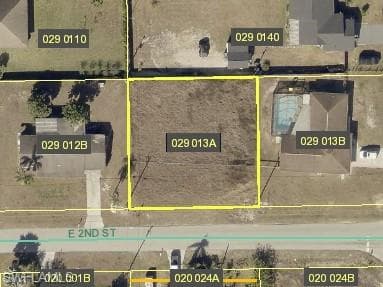 2705 E 2nd ST LEHIGH ACRES, FL 33936