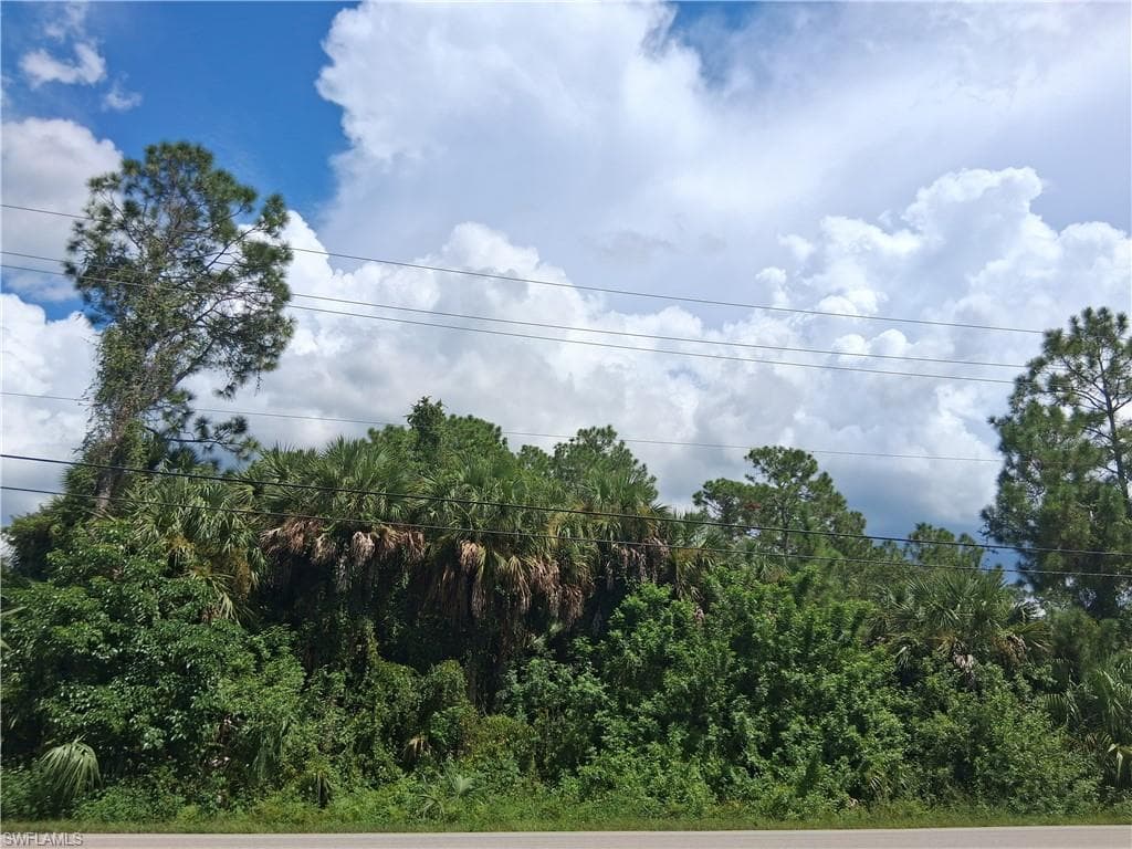 496 Wilson BLVD N NAPLES, FL 34120