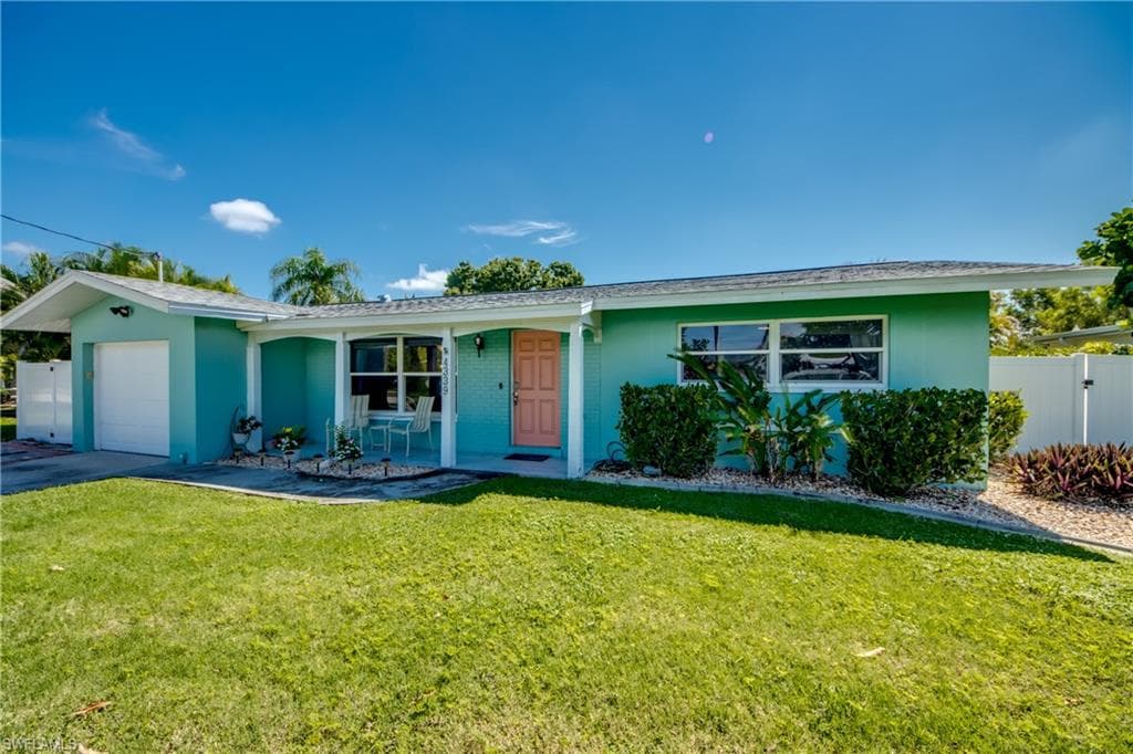 4339 PELICAN BLVD CAPE CORAL, FL 33914