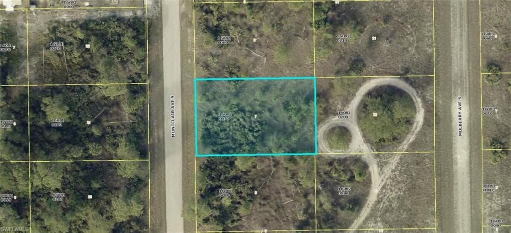 645 Montclair AVE S LEHIGH ACRES, FL 33974