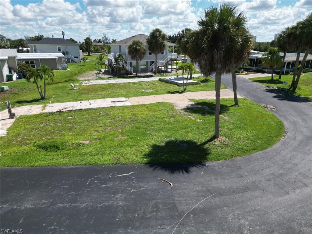 13680 Ovenbird DR FORT MYERS, FL 33908