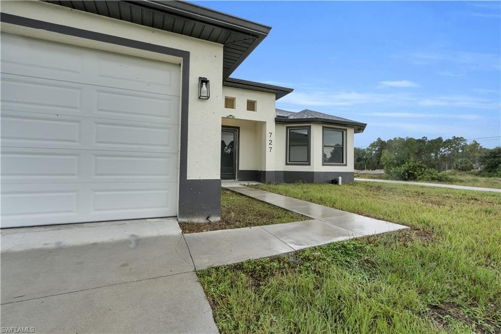 727 Aletha AVE S LEHIGH ACRES, FL 33974