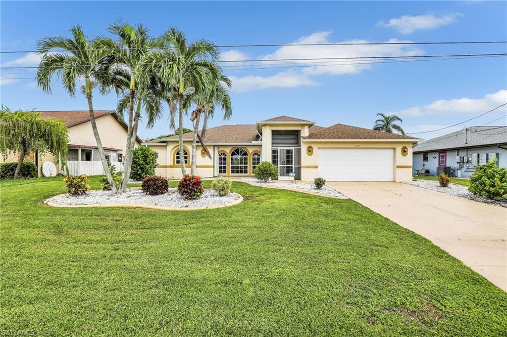 323 SE 9th AVE CAPE CORAL, FL 33990