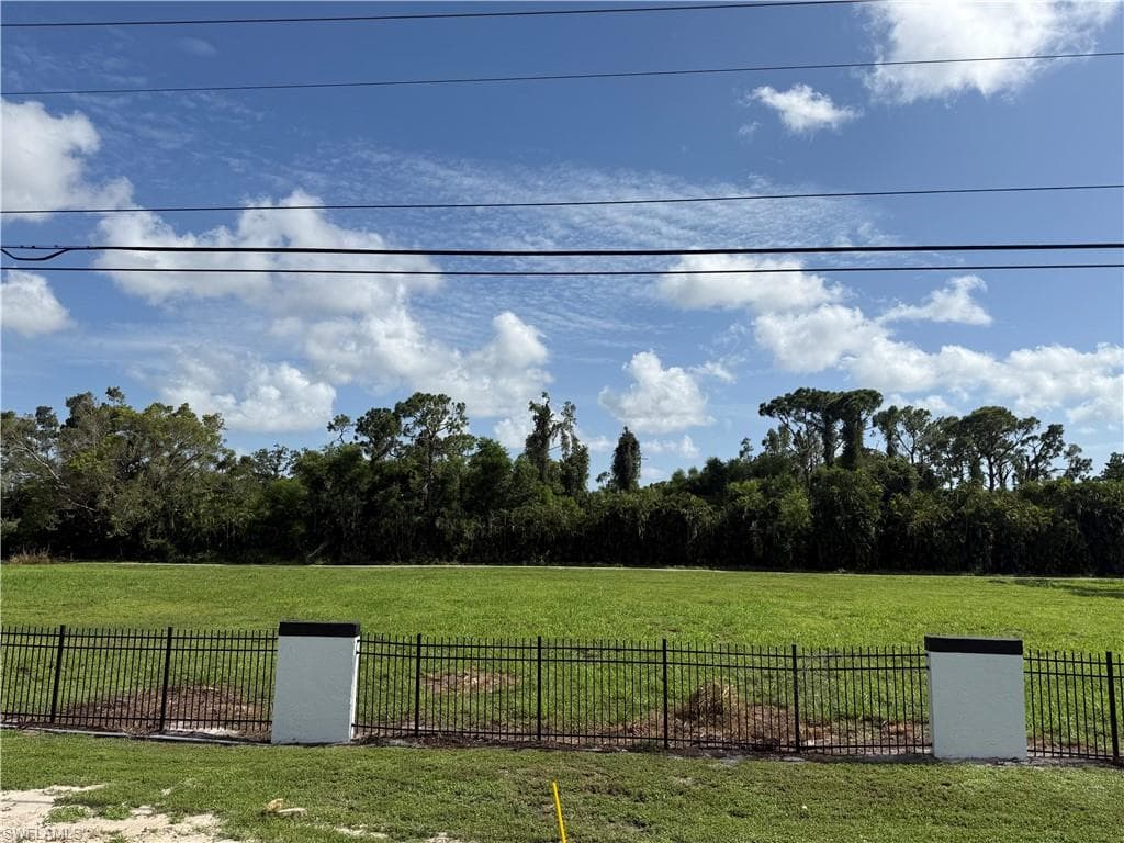 13504 Brynwood LN FORT MYERS, FL 33912
