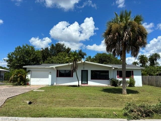 913 Entrada DR N FORT MYERS, FL 33919