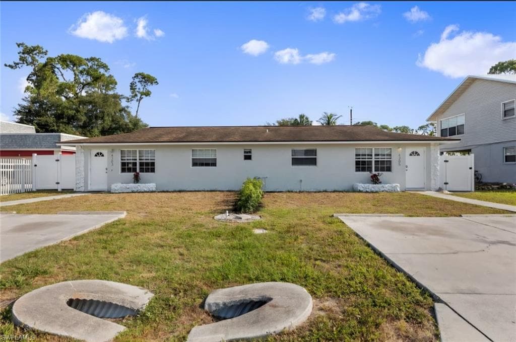 4203 Rose AVE NAPLES, FL 34112