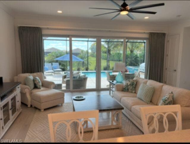 11555 Jacaranda DR NAPLES, FL 34120