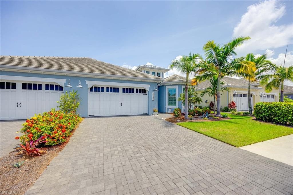 5767 Highbourne DR NAPLES, FL 34113