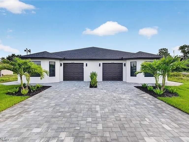 4688 Golfview BLVD LEHIGH ACRES, FL 33973