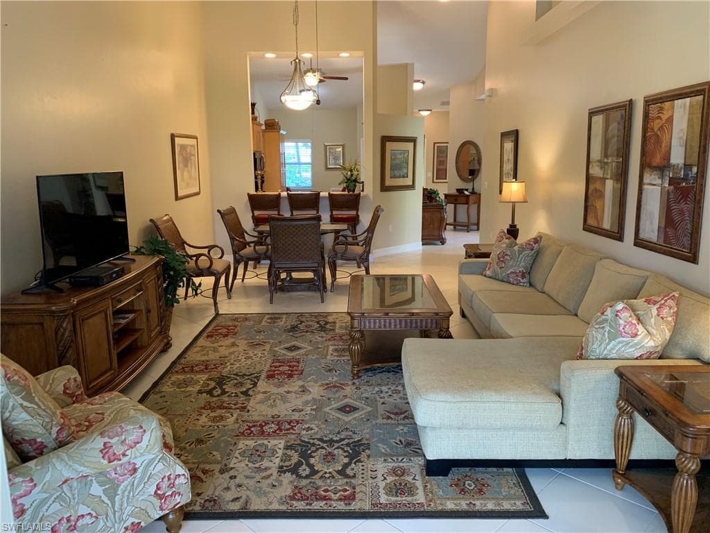8133 Chancel CT 64-1 NAPLES, FL 34104