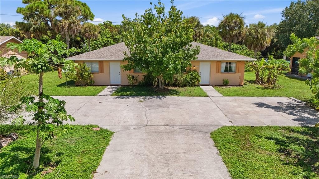 607 SE 24th AVE CAPE CORAL, FL 33990