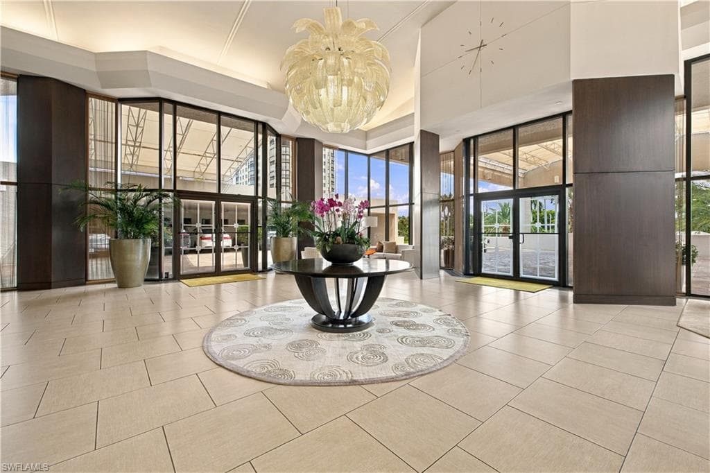 4951 Gulf Shore BLVD N 501 NAPLES, FL 34103