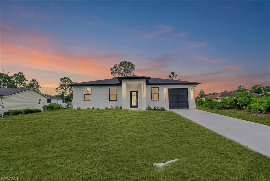 2807 6th ST SW LEHIGH ACRES, FL 33976
