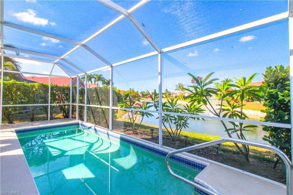 135 Lady Palm DR NAPLES, FL 34104