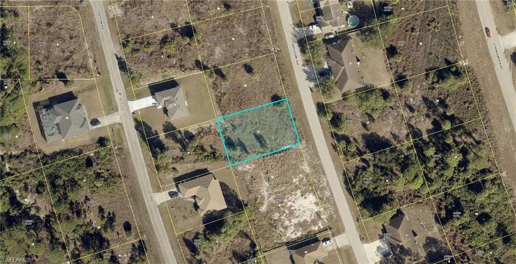 966 Graystone AVE LEHIGH ACRES, FL 33974