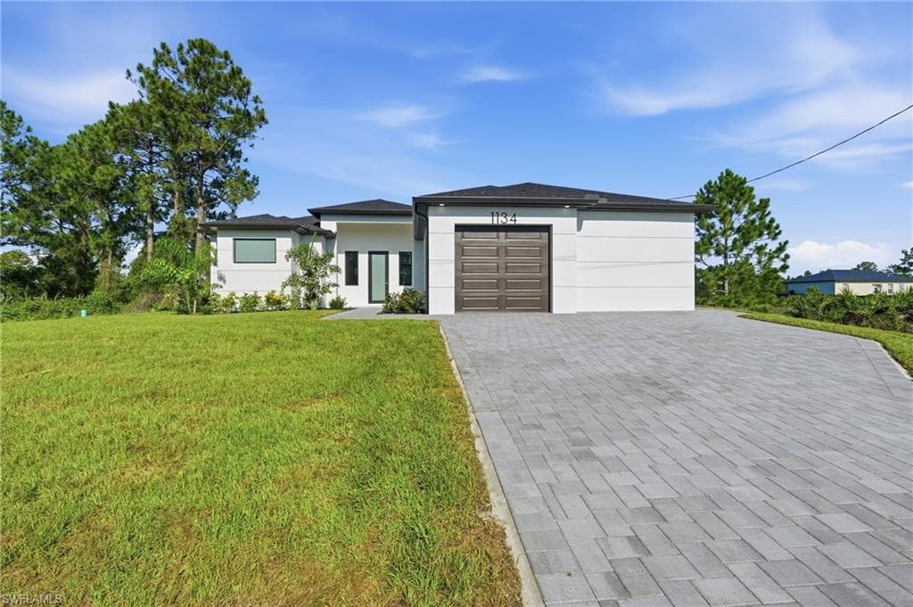 1134 Holmes AVE S LEHIGH ACRES, FL 33974