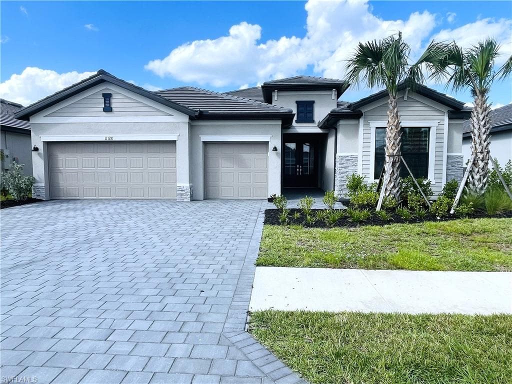 11128 Canopy LOOP FORT MYERS, FL 33913