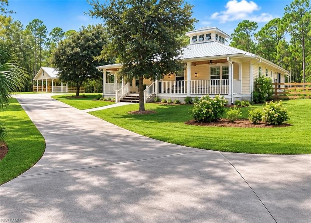 621 3rd ST SW NAPLES, FL 34117