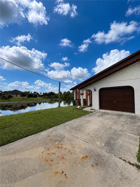 1430 SE 6th AVE CAPE CORAL, FL 33990