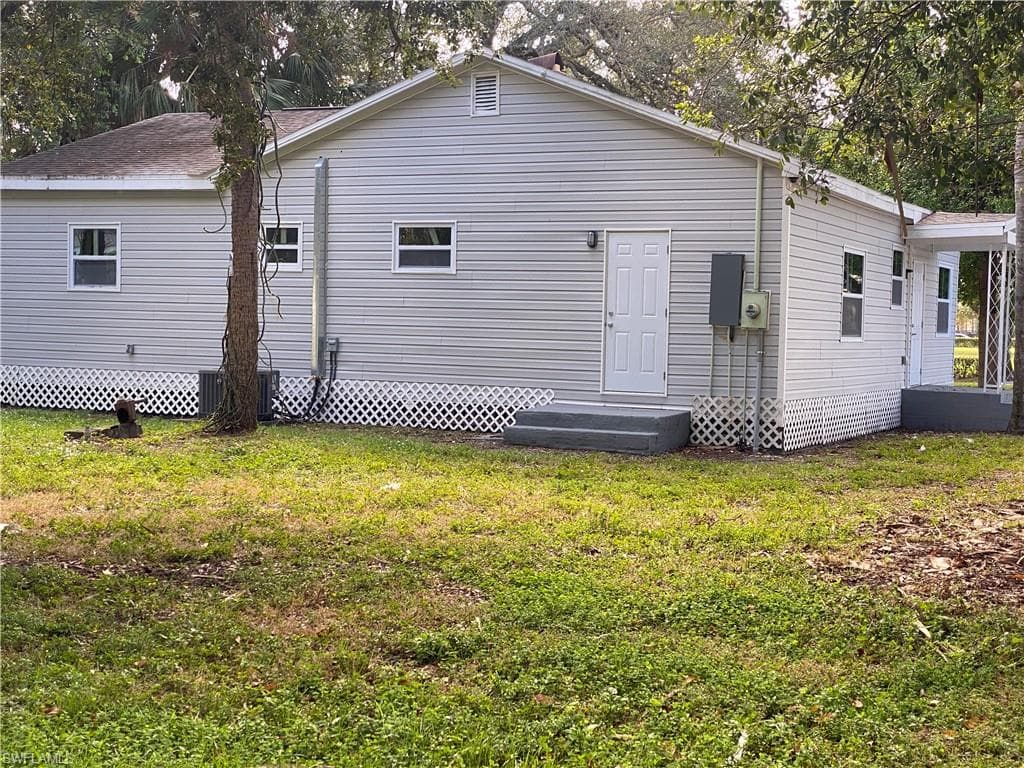 2371 Lafayette ST FORT MYERS, FL 33901