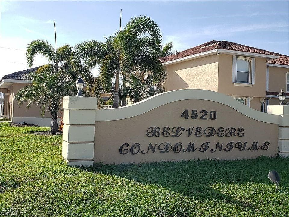 4520 Skyline BLVD 202 CAPE CORAL, FL 33914