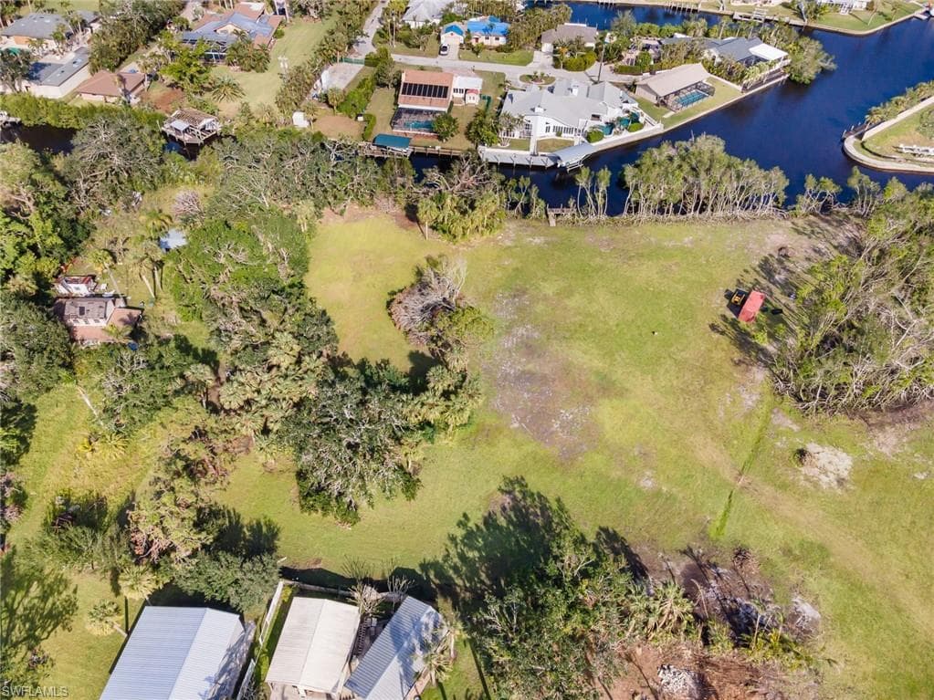 1776 Seafan CIR NORTH FORT MYERS, FL 33903
