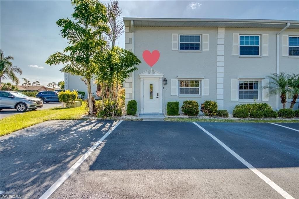7050 Nantucket CIR 1 NORTH FORT MYERS, FL 33917