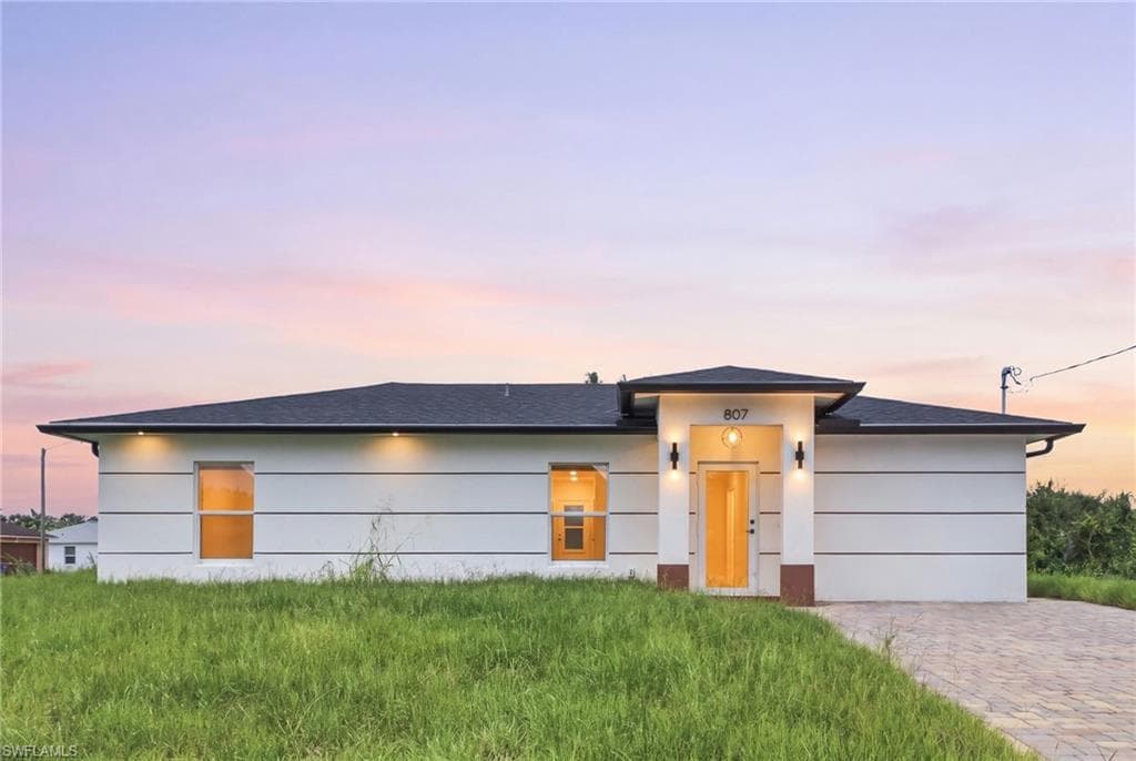 807 Casper Yost ST E LEHIGH ACRES, FL 33974
