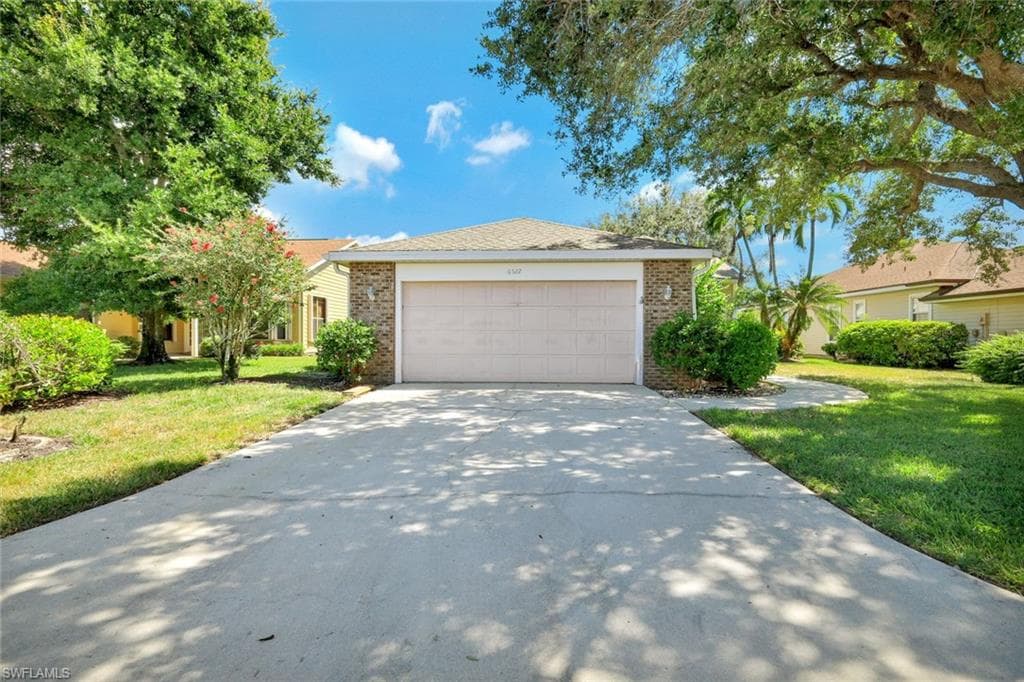6522 Ilex CIR NAPLES, FL 34109
