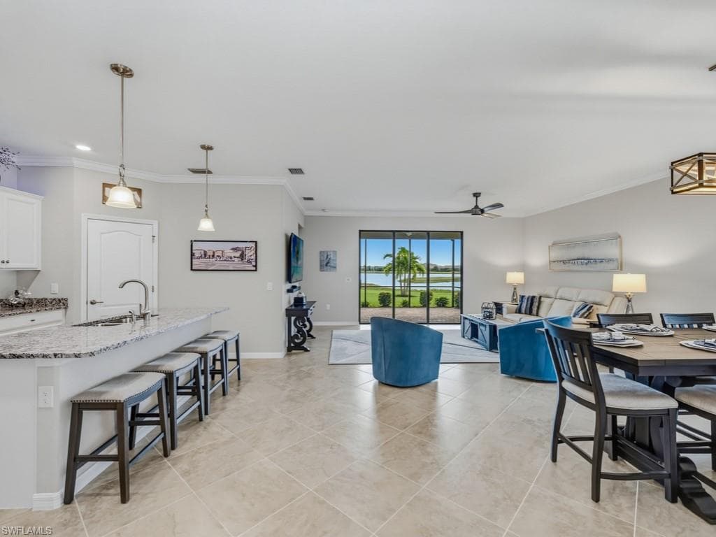 1482 Santiago CIR NAPLES, FL 34113