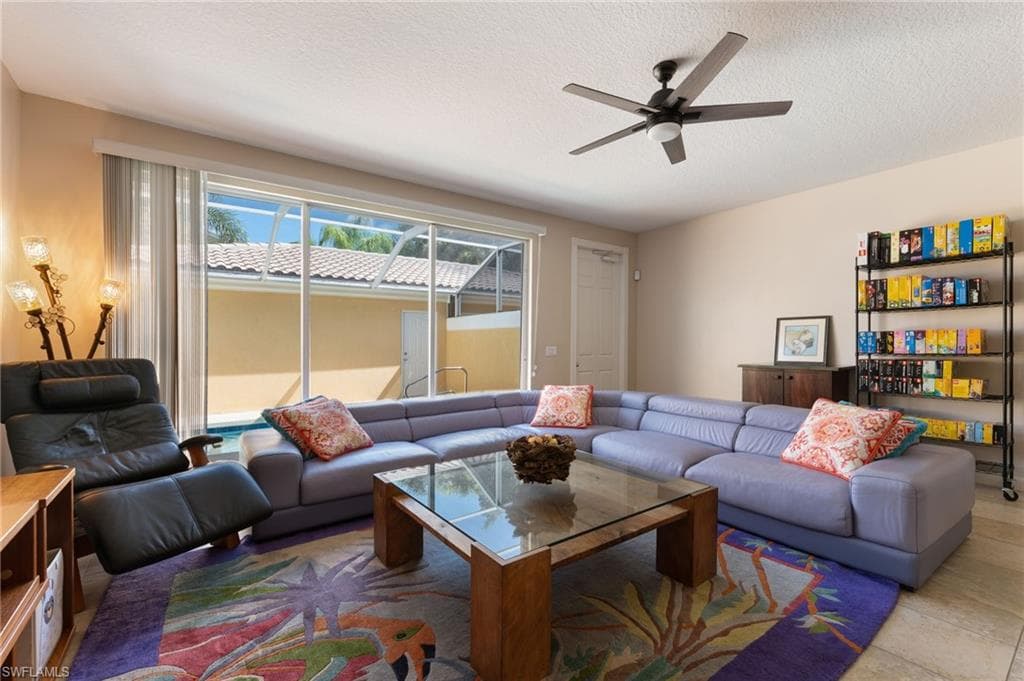 15594 Latitude DR BONITA SPRINGS, FL 34135
