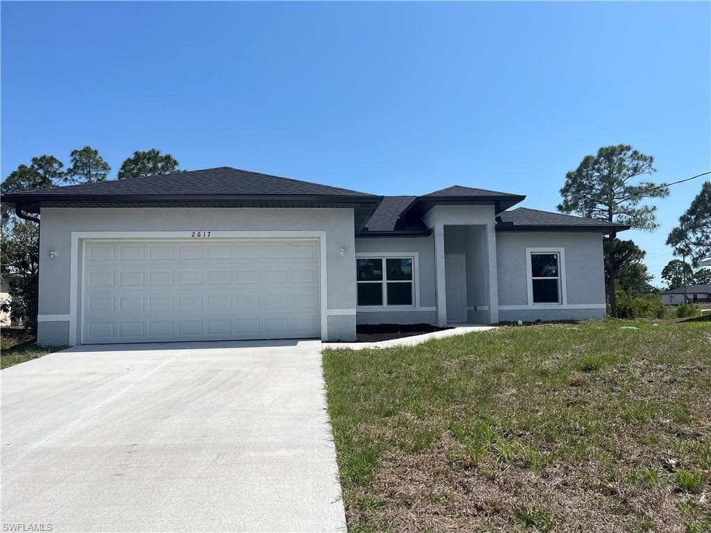 2617 41st ST W LEHIGH ACRES, FL 33971