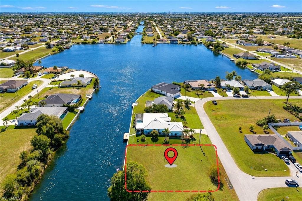 1313 NW 3rd PL CAPE CORAL, FL 33993