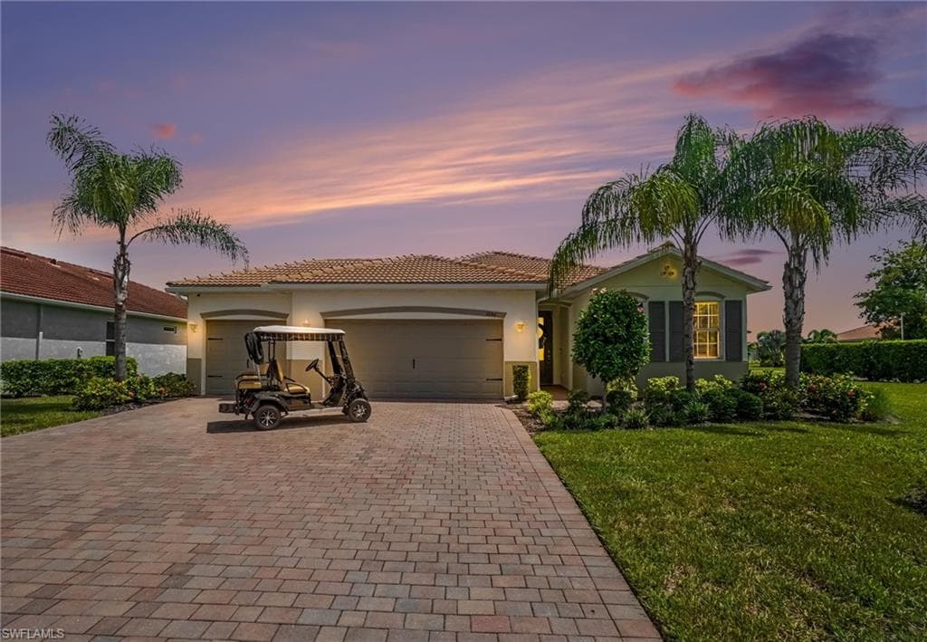 3156 Apple Blossom DR ALVA, FL 33920