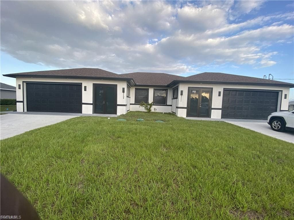 2111 Fairway DR 2109 LEHIGH ACRES, FL 33973